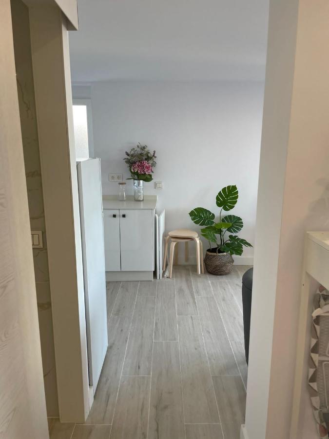 Apartamento Tres Banderas Estepona Exterior photo